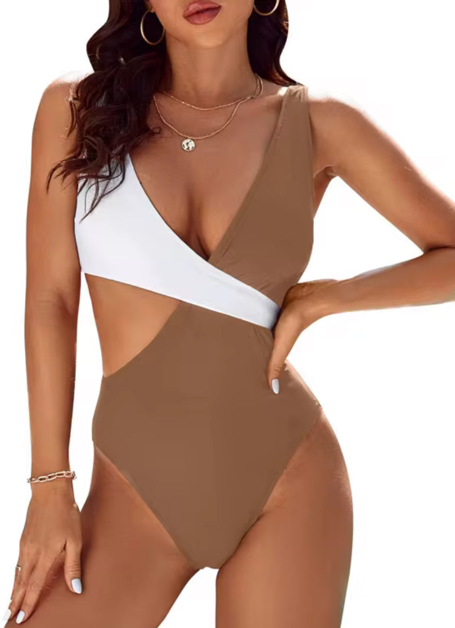 The Luxurious St. Barts Sultry High-Leg Cutout Colorblock Swimsuit